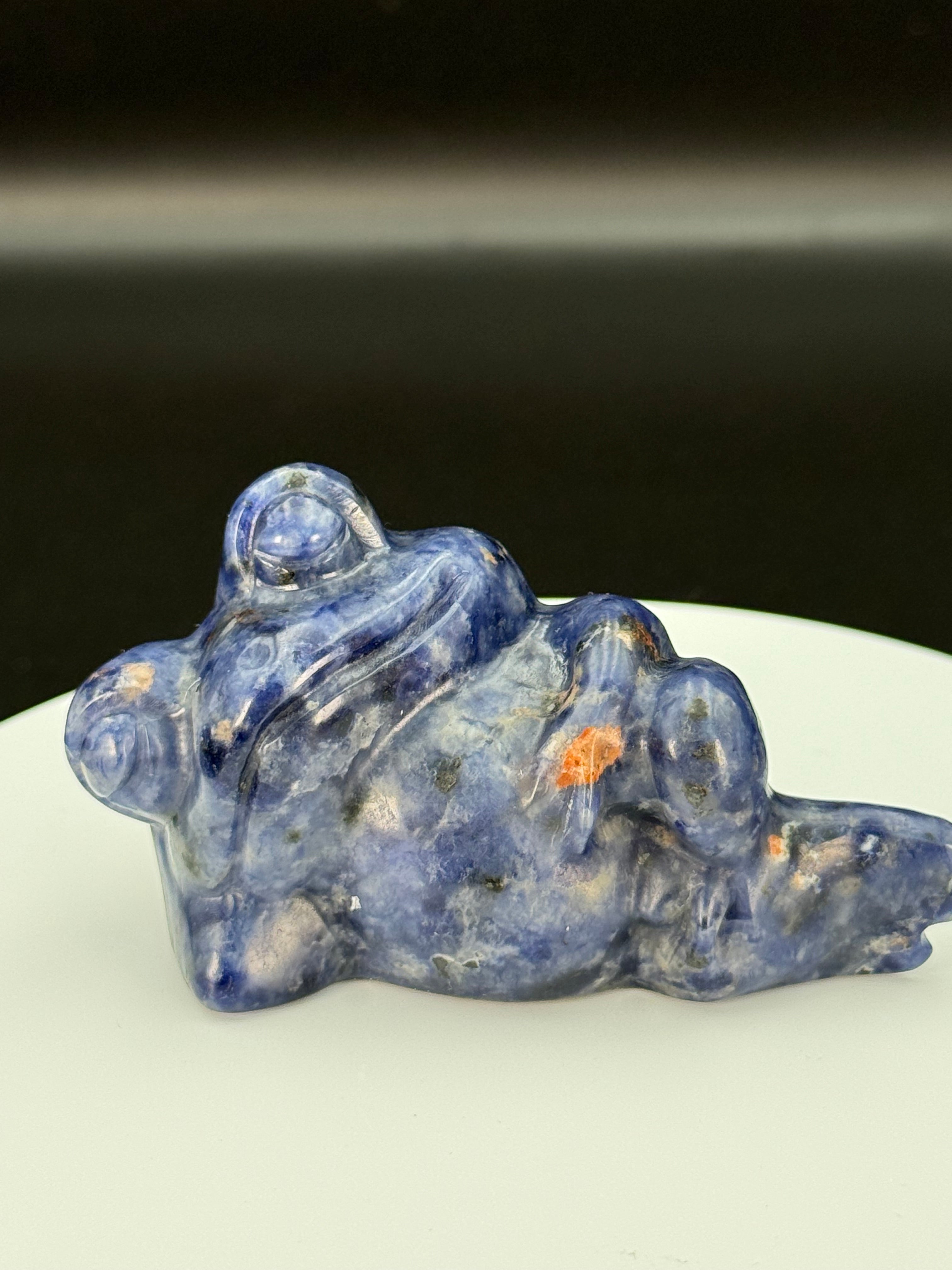 🐸 Cute Sodalite Frog – $25